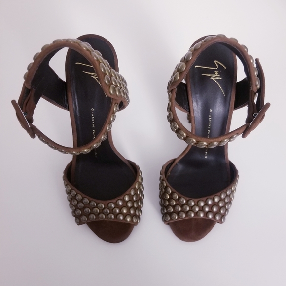 GIUSEPPE ZANOTTI STUDDED ANKLE-WRAP CHUNKY HEEL SANDAL, MILITARE - Picture 3 of 14